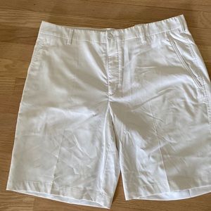 Mens white Nike golf shorts